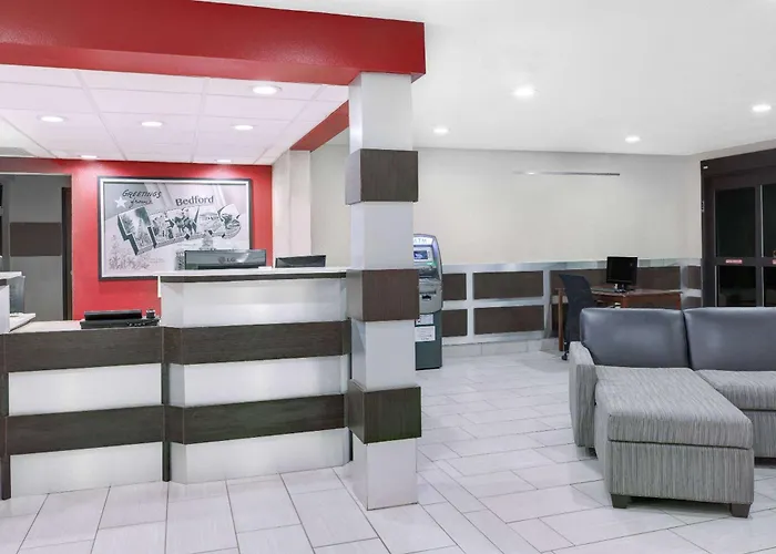 Super 8 By Wyndham Bedford Dfw Airport West