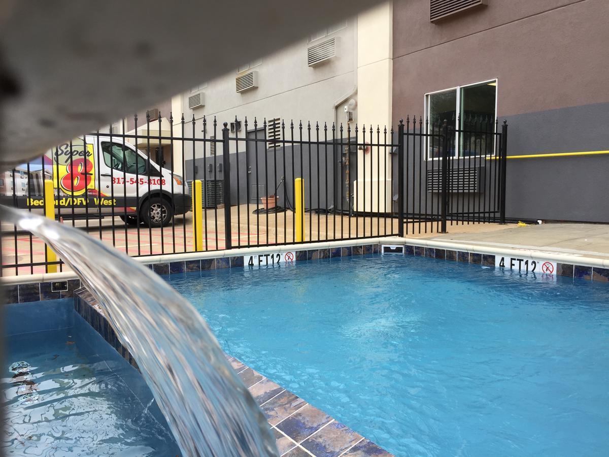 Super 8 By Wyndham Dfw Airport West Motel